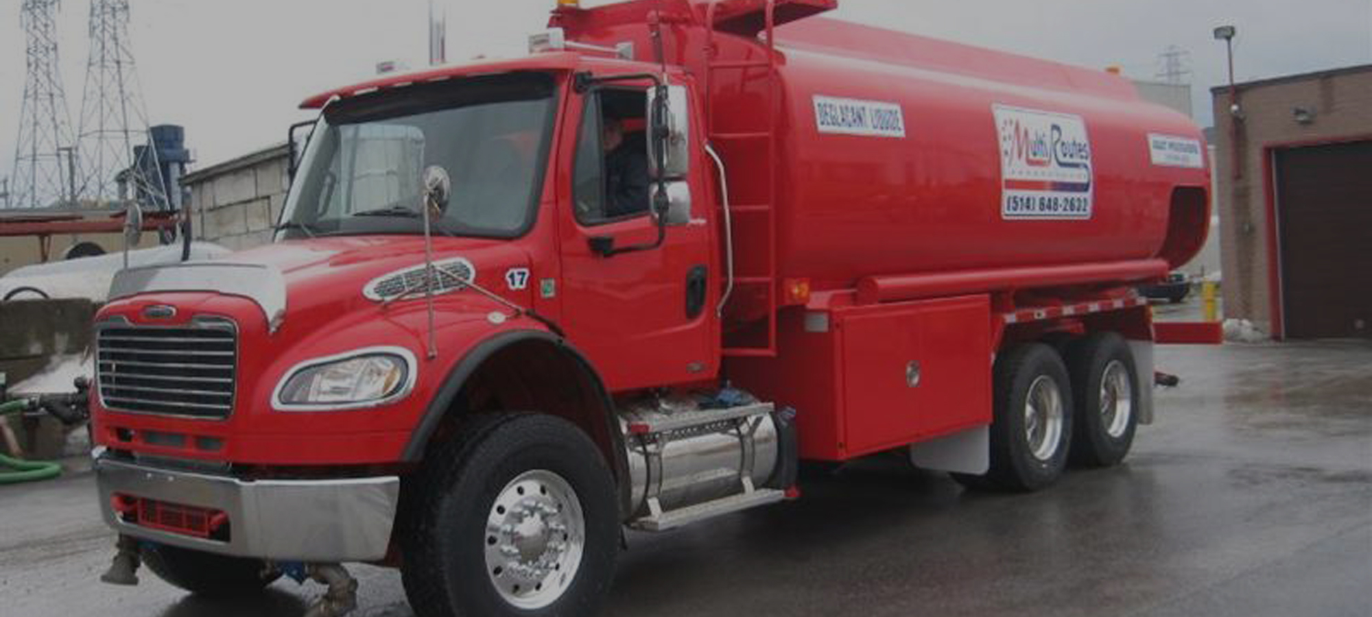 Pour des rues et stationnements - Multi Routes Inc dans Montreal, Quebec.